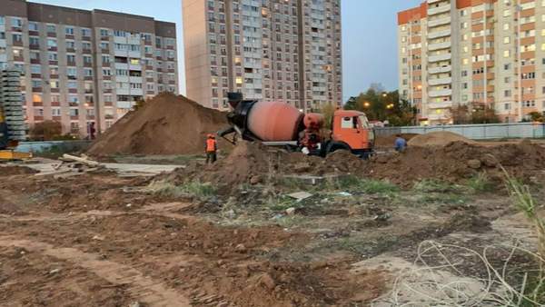 Склад материалов и техника на объекте